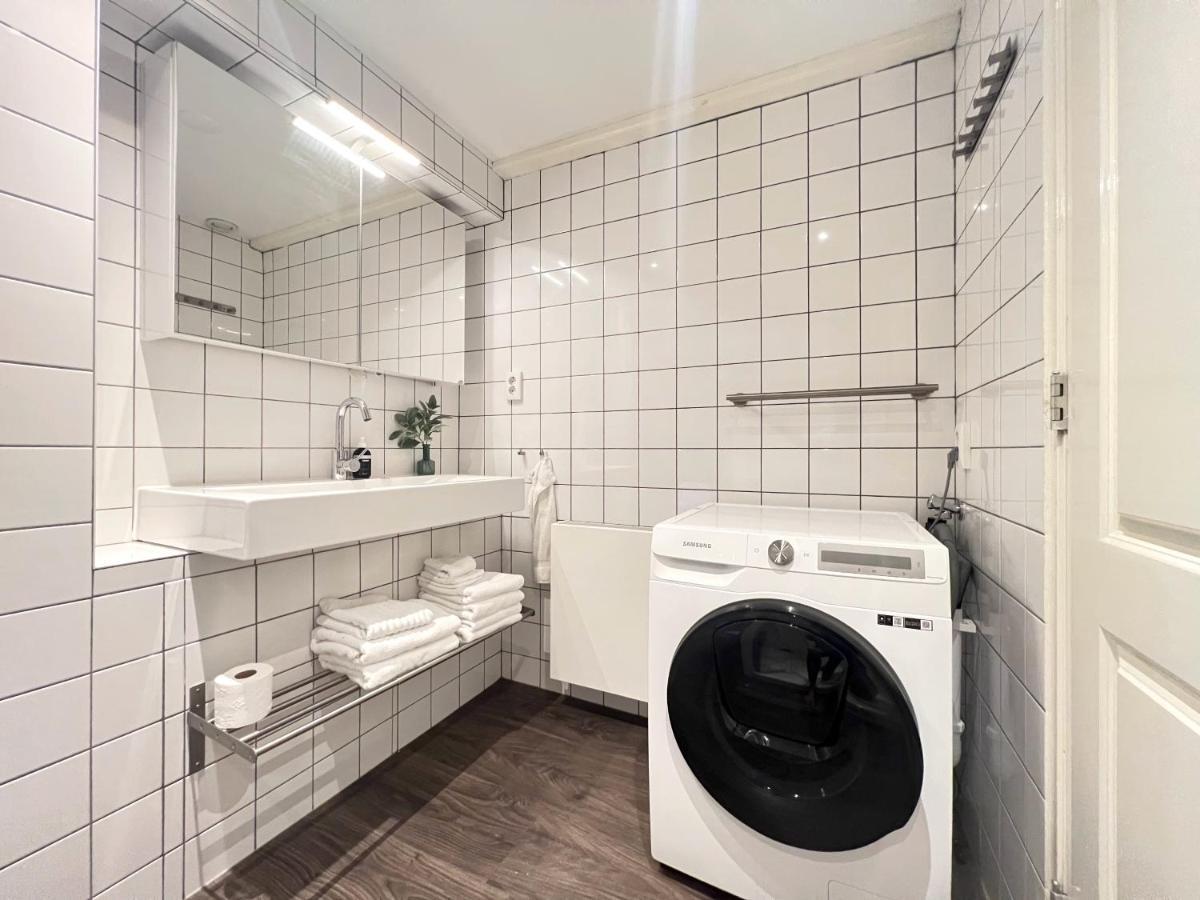 Apartment Eewal 68 Leeuwarden Eksteriør billede